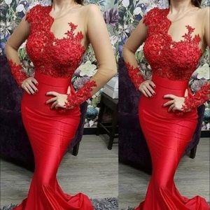 Red prom dress